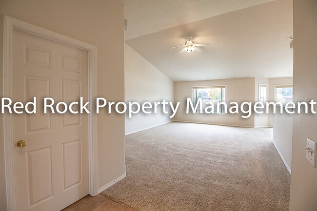Foto del edificio - 10498 N Seaside St