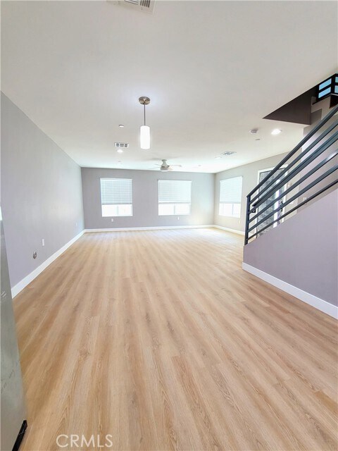 Building Photo - 936 N Townsend Ave