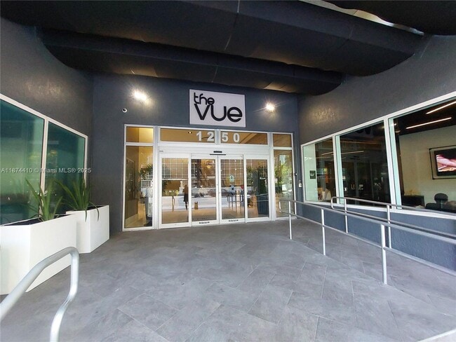 Building Photo - 1250 S Miami Ave