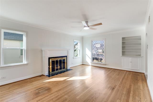 Foto del edificio - 4521 Mockingbird Ln