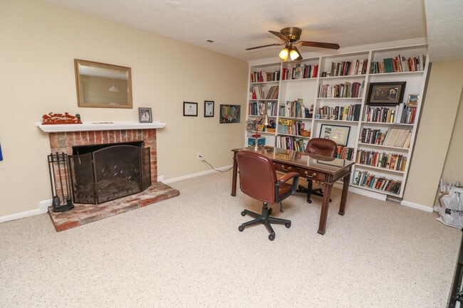 Rec room with fireplace - 9624 Masterworks Dr
