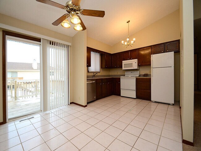 Foto del edificio - 2206 Scarborough Dr