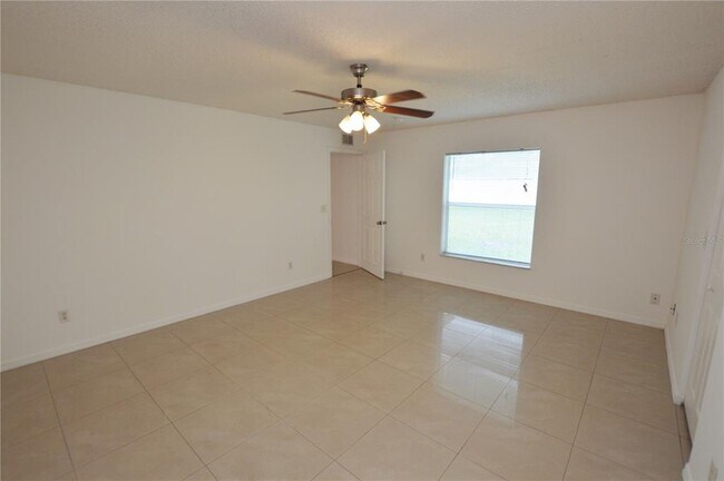 Foto del edificio - 18 Pittwick Ln