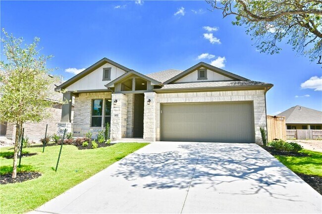 Building Photo - 877 Whitetail Dr