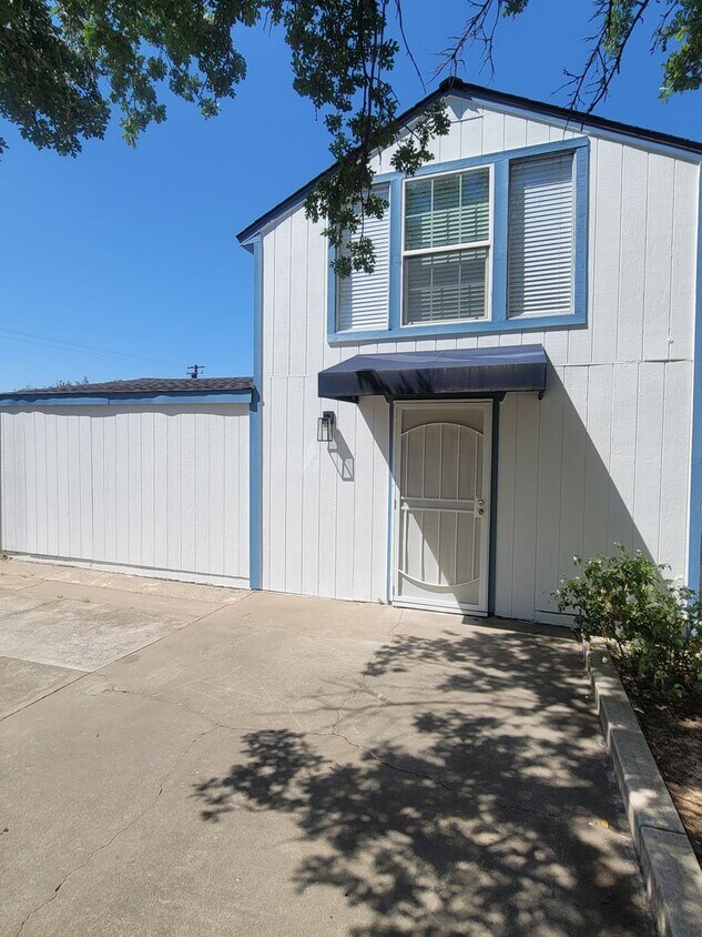 Primary Photo - Quiet 1Br 1Bath in the Carmichael area