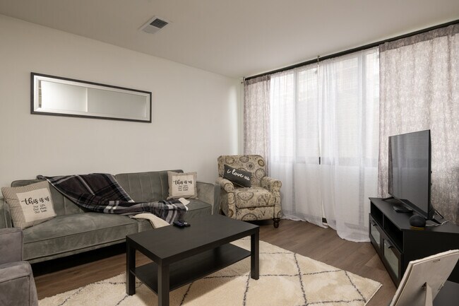 Foto del edificio - 487 N Armistead St