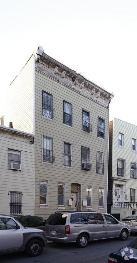 Building Photo - 119 Taaffe Pl