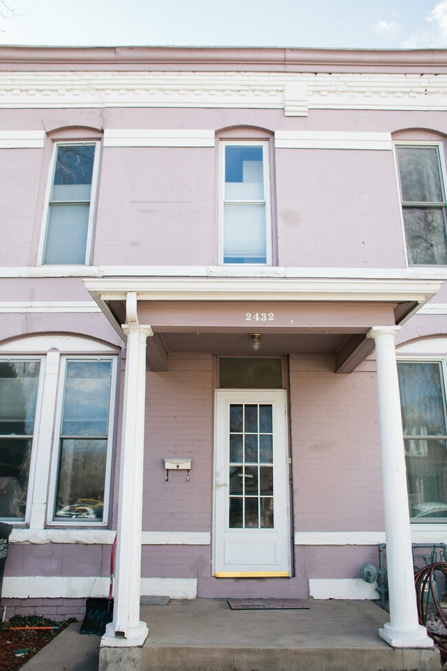 2bed/2Ba Charming Townhouse - 2432 W 37th Avenue