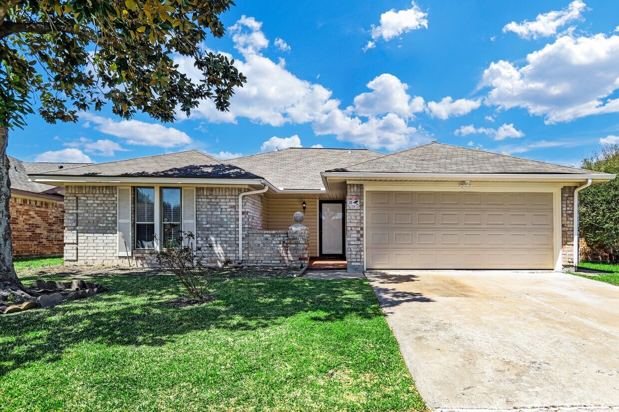 Primary Photo - 6906 Soledad Dr
