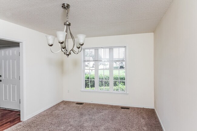 Foto del edificio - 1701 Saddlehorse Place, Henrico, VA, 23231
