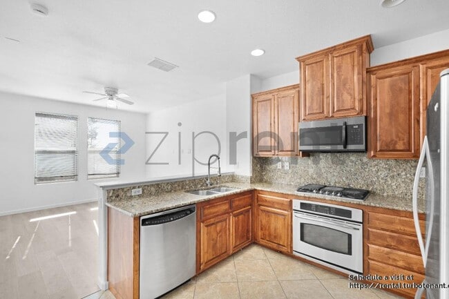 Foto del edificio - 10923 Tower Park Dr