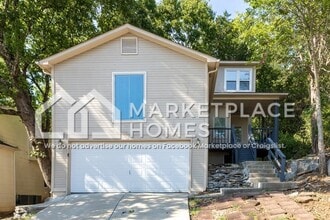 Building Photo - 531 Farmingdale Rd SE