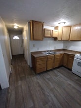Building Photo - 1085 Catskill Dr