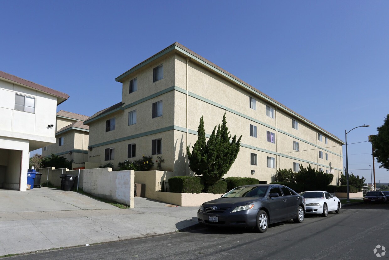 Foto del edificio - 16619 S Menlo Ave