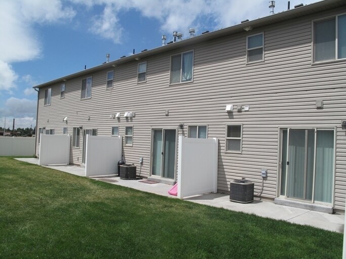Building Photo - 1537 N Stevens Dr