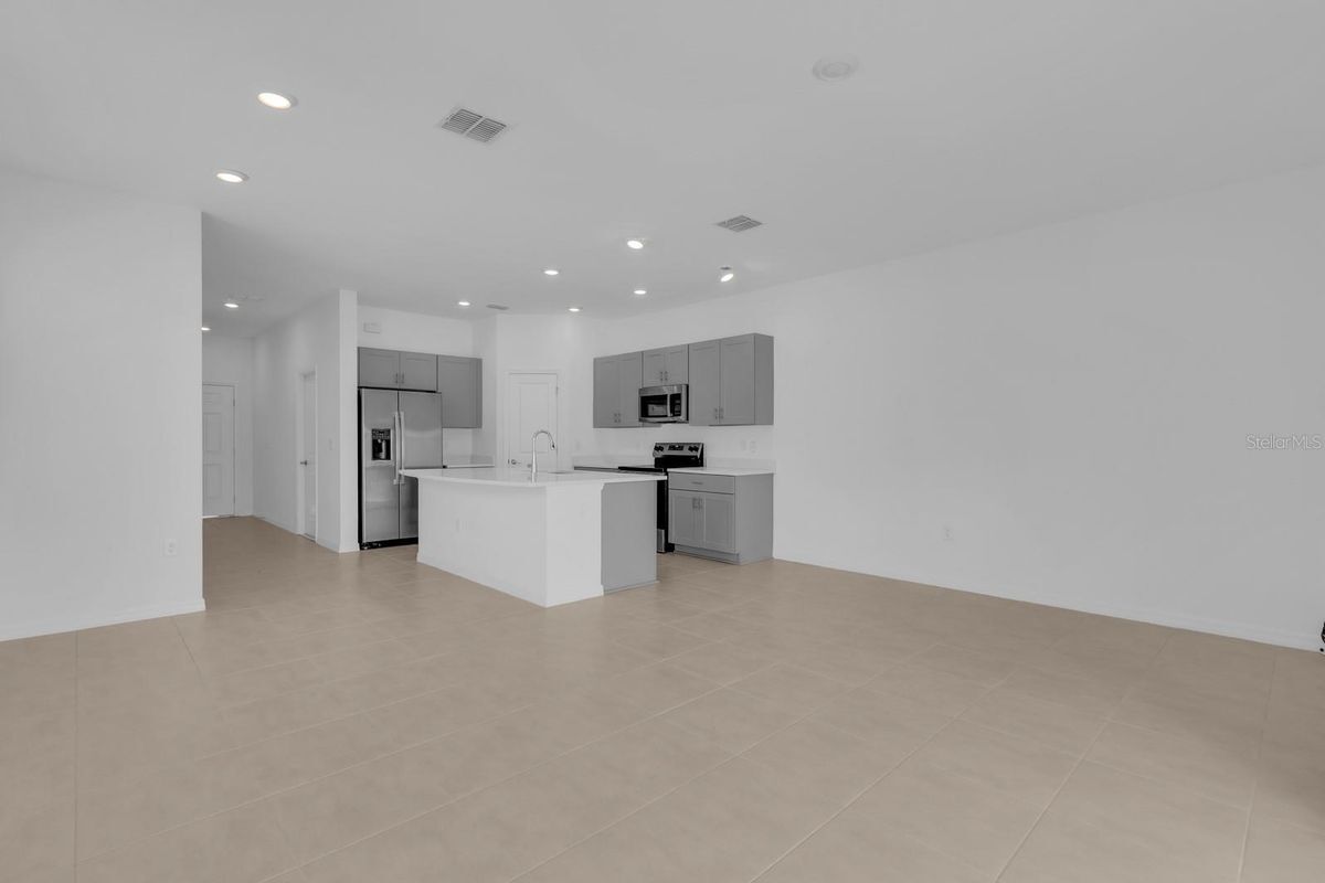 Foto del edificio - 3010 Canary Ave