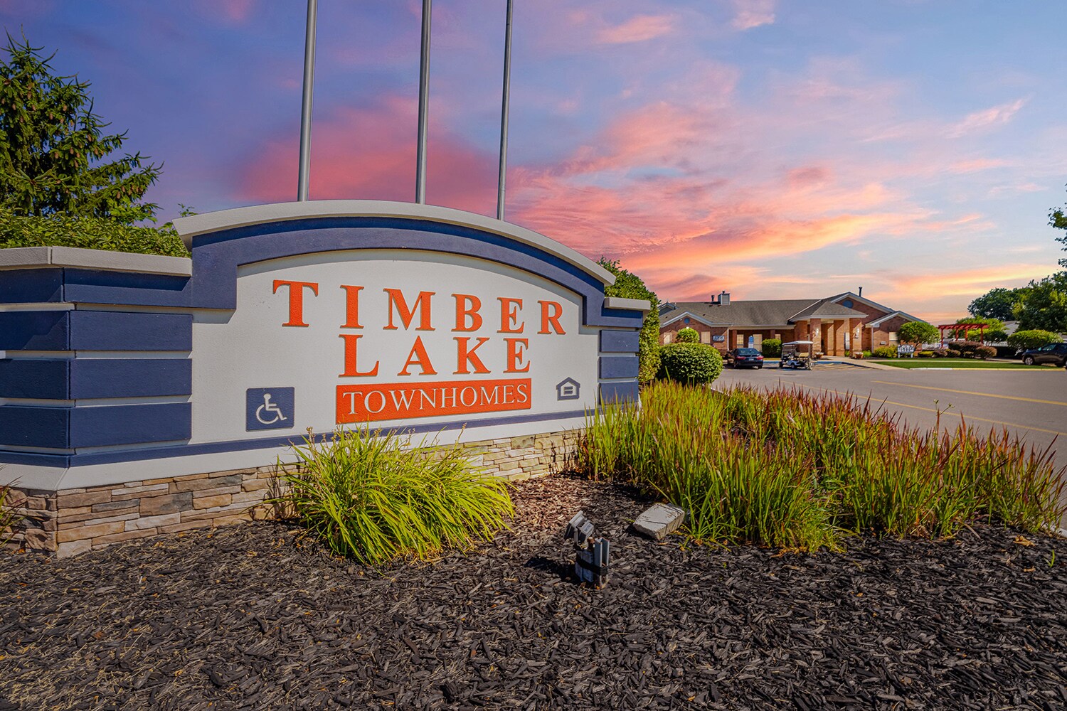 Timber Lakes Apartments – photo 1 of 17