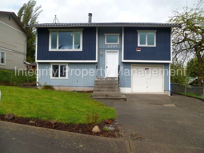 Primary Photo - 2245 E Division Ln