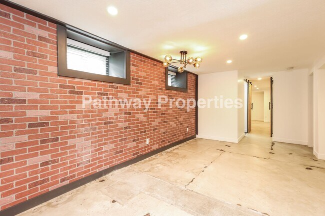 Foto del edificio - 1330 S 1100 E