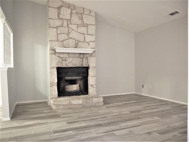 Building Photo - 12818 Tomanet Trail