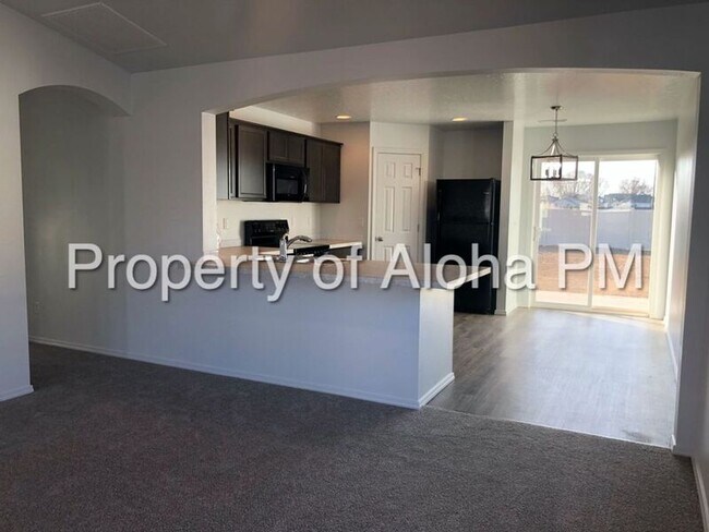Foto del edificio - 11587 Quincy St.