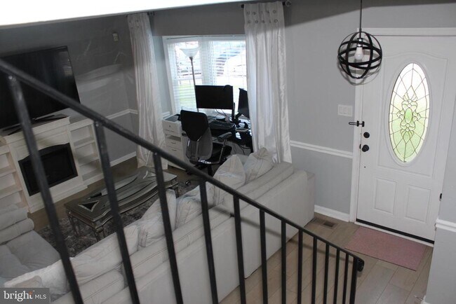 Foto del edificio - 2851 Bowes Ln