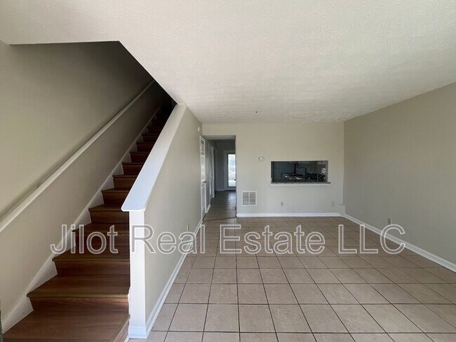 Foto del edificio - 6690 Chupp Rd