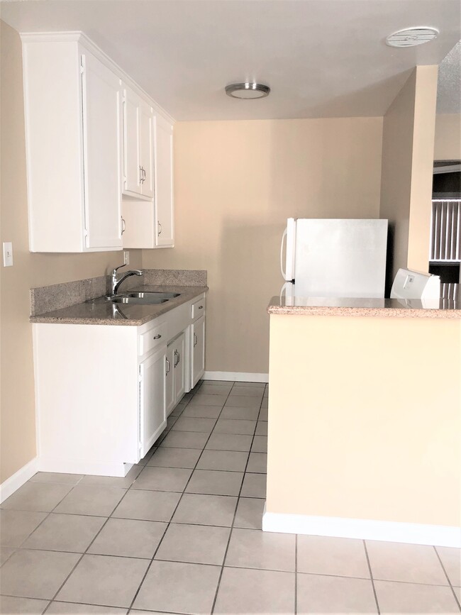 Foto del edificio - 4119 Pixie Ave