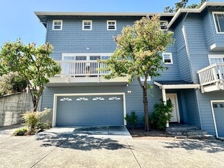 Building Photo - 157 Woodland Ave