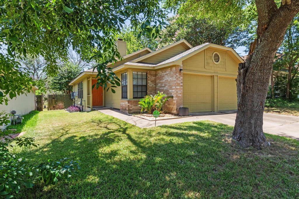 1809 Heatherglen Ln, Austin, TX 78758 House for Rent in Austin, TX