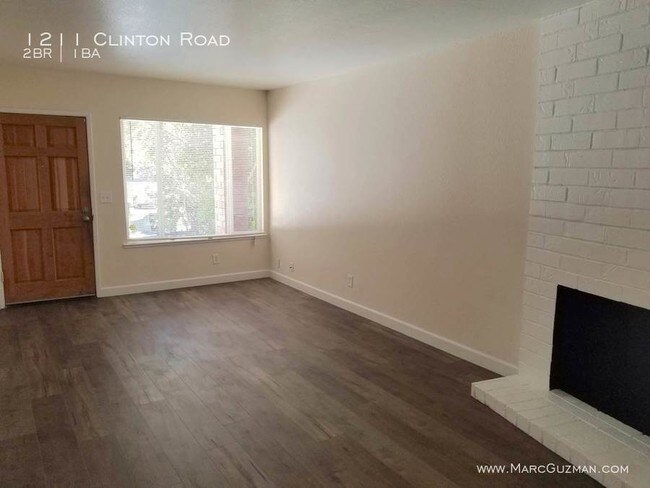Foto del edificio - Remodeled Duplex 2 Bed with Garage