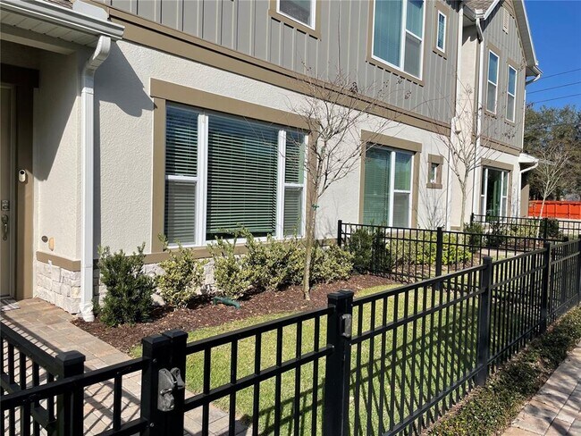 Building Photo - 907 Wild Date Ln