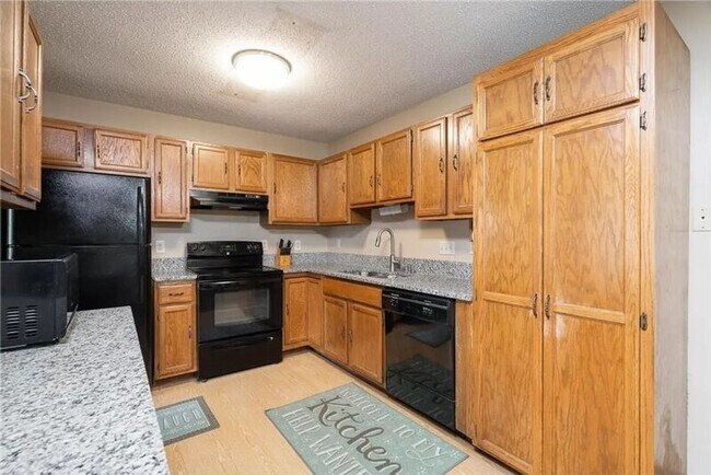 Foto del edificio - 9942 Cord St NE