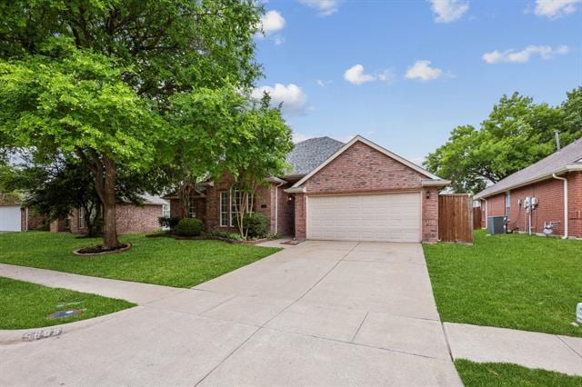 Building Photo - 5605 Belle Chasse Ln