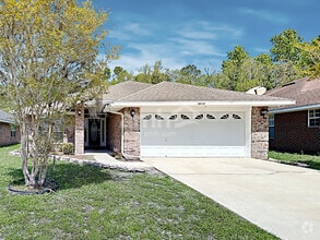 Building Photo - 6253 Ironside Dr N