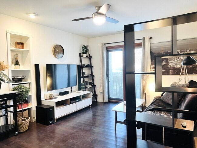 Livingroom - 3210 Clifton Ave