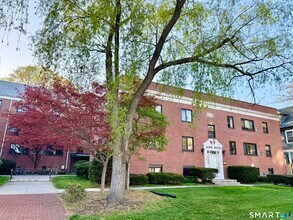 Building Photo - 570 Whitney Ave