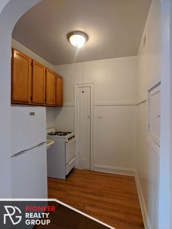 Foto del edificio - 2536 N Sawyer Ave