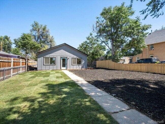 Building Photo - 2230 Galena St