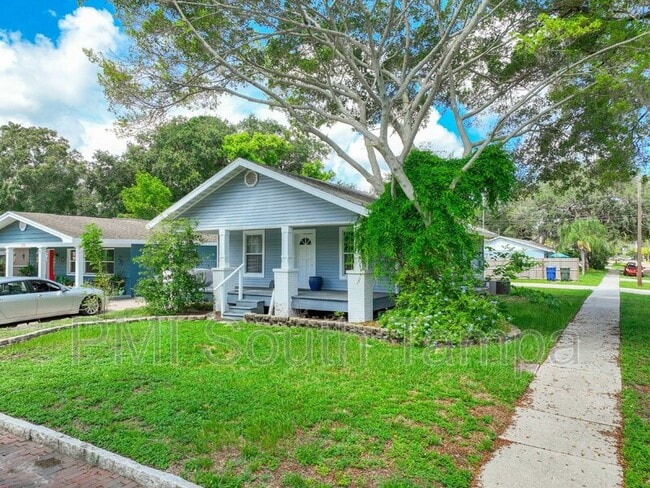 Building Photo - 375 4th St NW