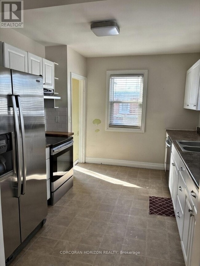 Building Photo - 24 Cherry Gardens