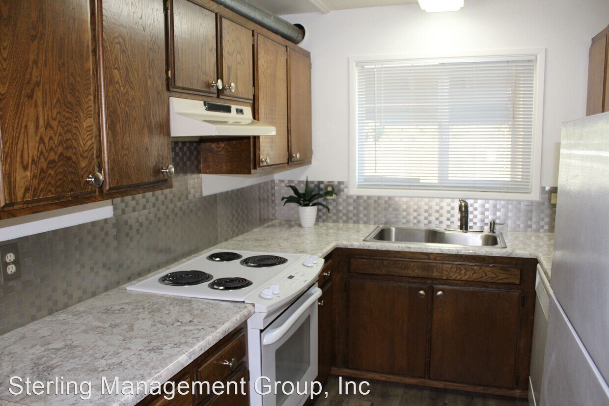 12058 N Jantzen Beach Ave, Portland, OR 97217 House Rental in