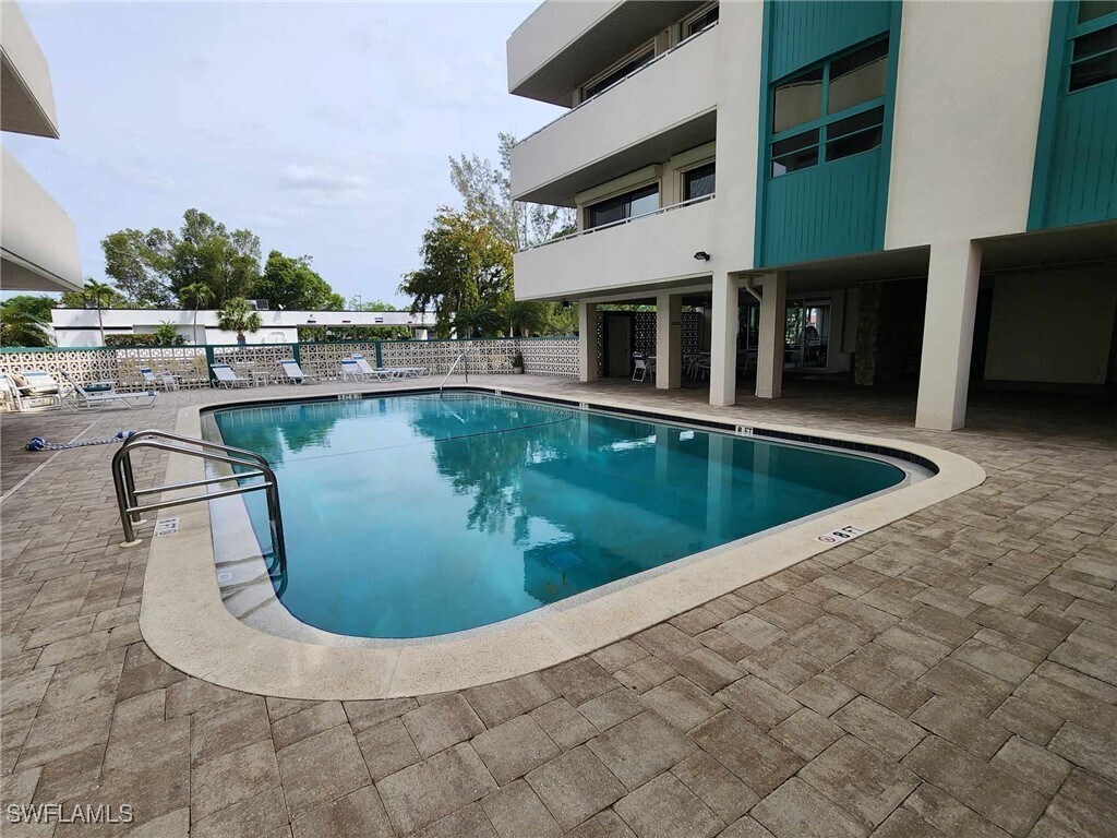 Building Photo - 4803 Sunset Ct