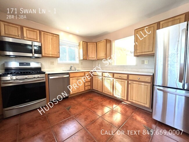 Foto del edificio - 2 Bed/2.5 Bath Condo in Fox Hill For Rent