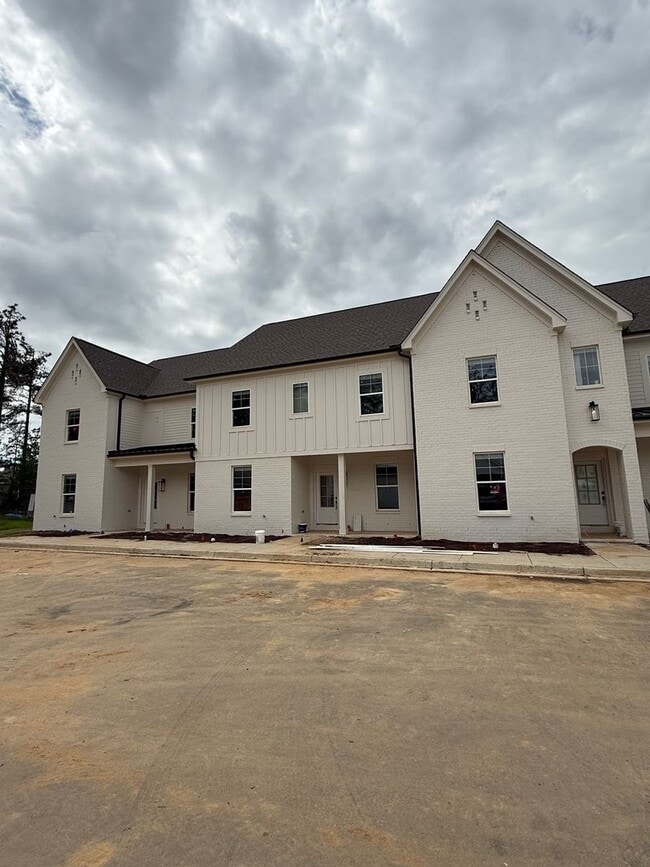 Photo - 3559 Fenwick Way House
