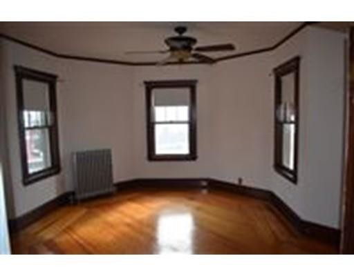 Building Photo - 58 Harbor View Ave
