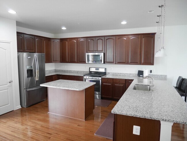 Building Photo - End Unit 3 Bedroom Townhome- Owings Mills, MD