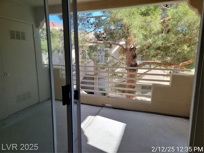 Building Photo - SUMMERLIN CONDO - 2ND FLOOR UNIT!!