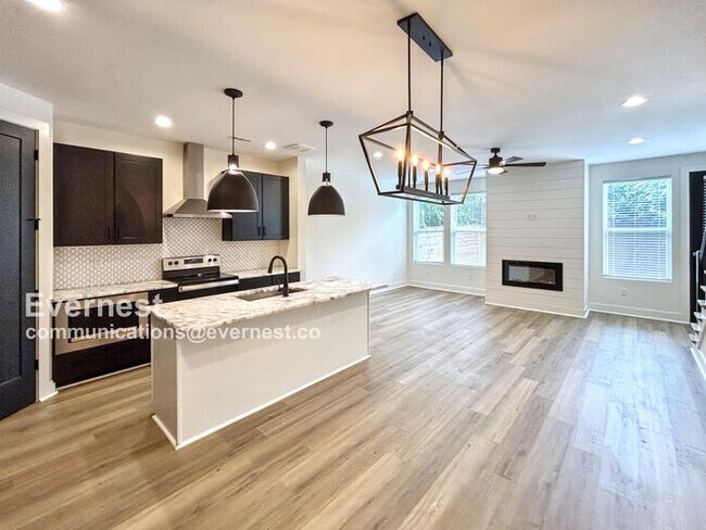 Foto del edificio - 355 Hester Ave