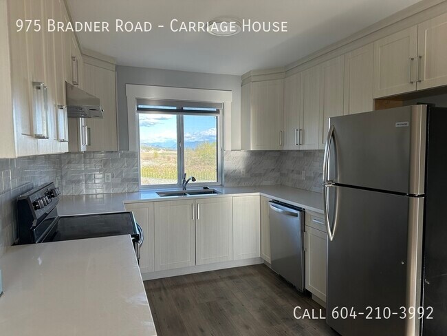 Photo du bâtiment - Carriage House-Utilities Included